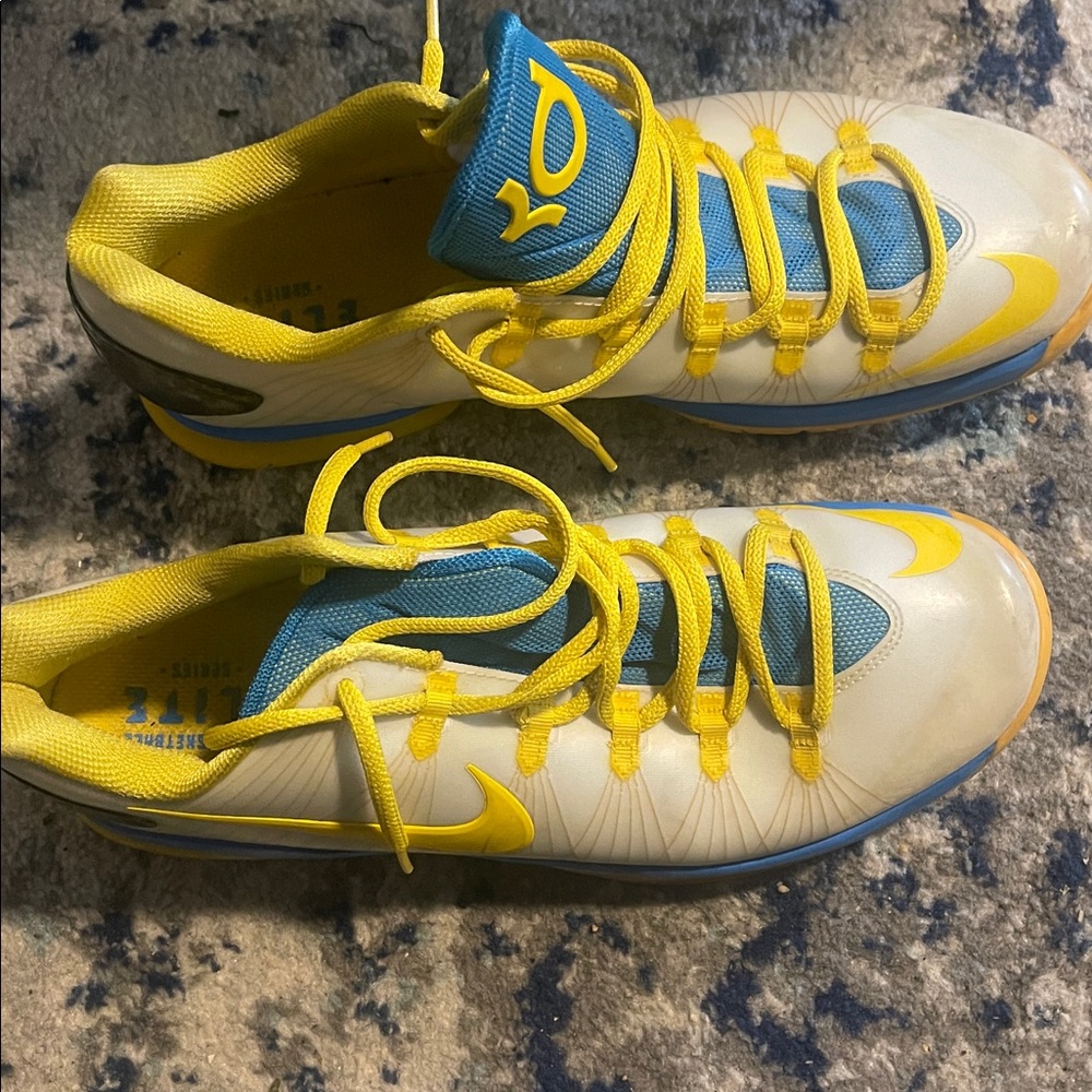 Nike White and Yellow Sports Sneakers